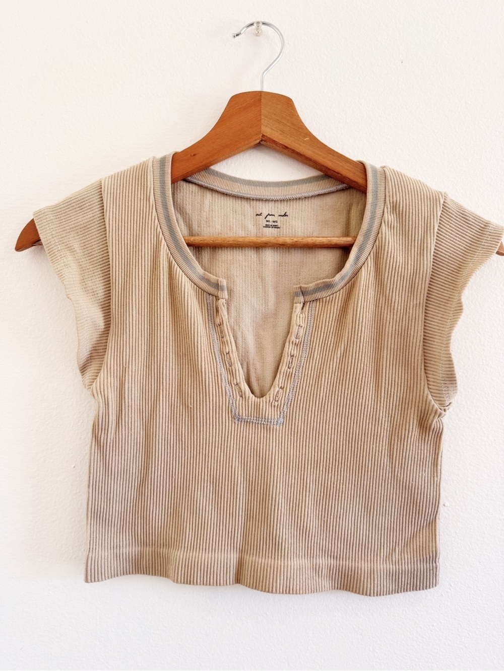 Urban Outfitters Beige Ribbed V-Notch Crop Top with Gray Trim M/L
